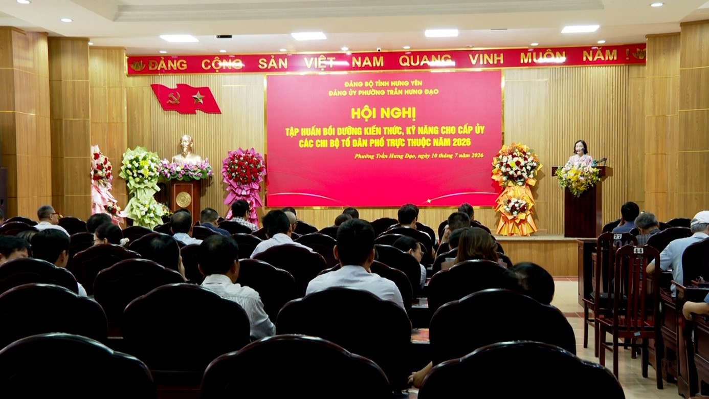 PHƯỜNG TRẦN HƯNG ĐẠO: TẬP HUẤN NGHIỆP VỤ CÔNG TÁC ĐẢNG CHO 84 CÁN BỘ CẤP ỦY CHI BỘ TỔ DÂN PHỐ MỚI THÀNH LẬP